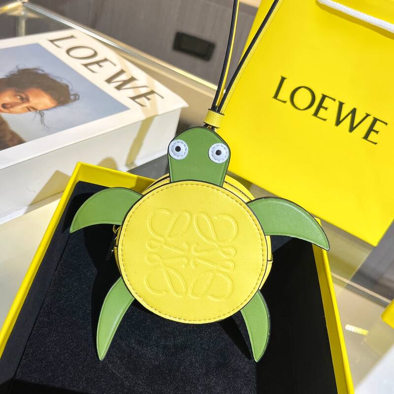 Loewe Green shoulder bag — AAA Quality Replica