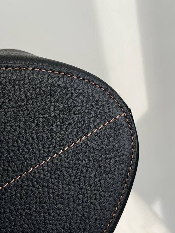 Burberry Calfskin shoulder bag — Premium Replica