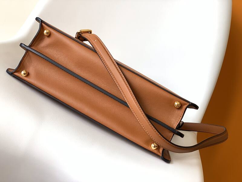 Fendi Peekaboo Brown 33x22x14cm shoulder bag — Premium Replica