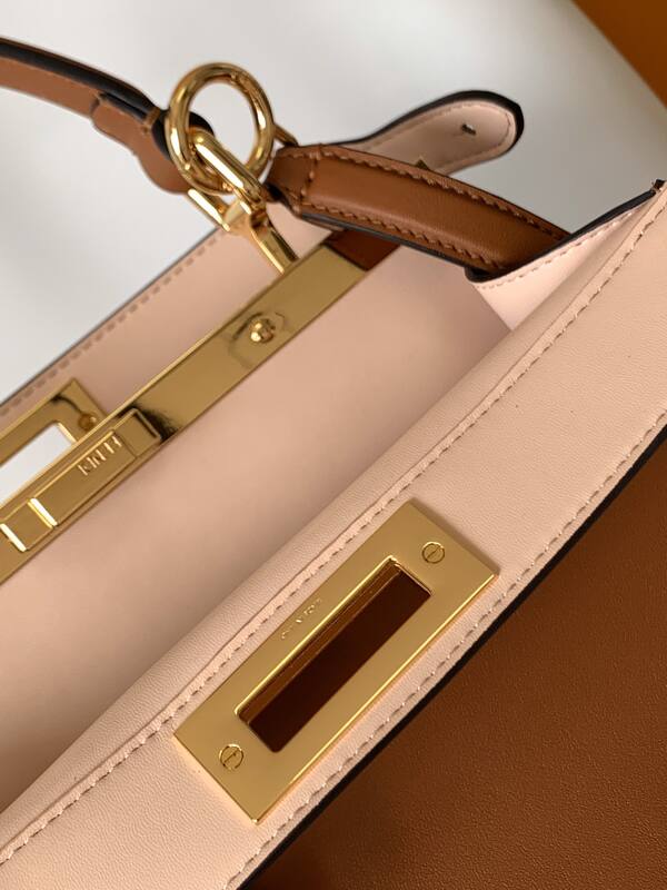 Fendi Peekaboo Brown 33x22x14cm shoulder bag — Premium Replica