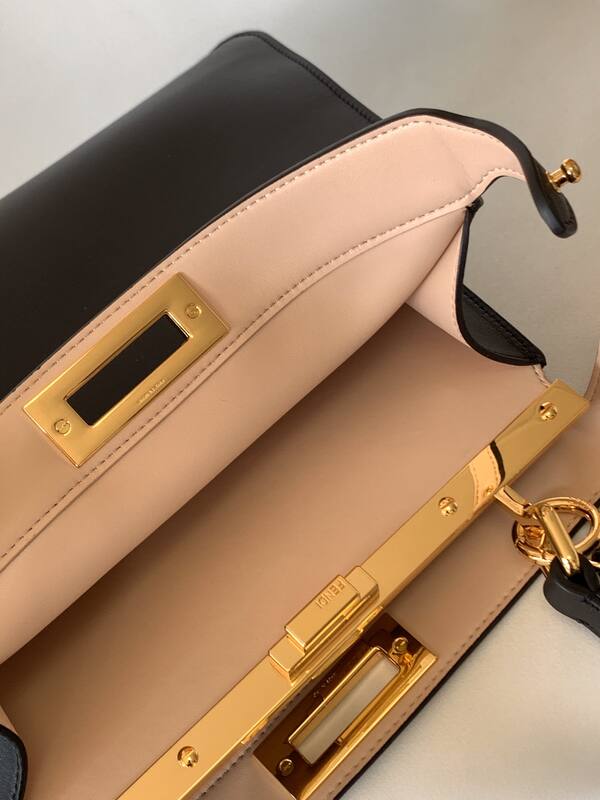 Fendi Peekaboo Black 33x22x14cm shoulder bag — Premium Replica