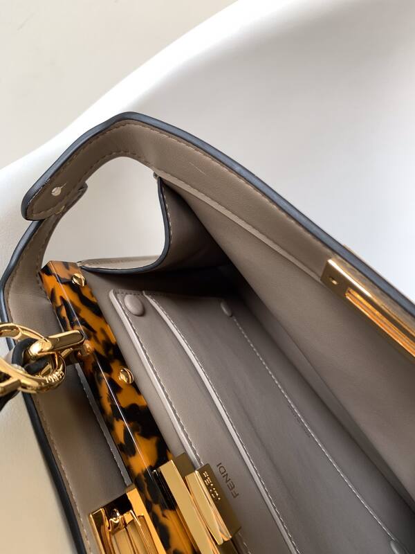Fendi Peekaboo Beige 33x22x14cm shoulder bag — 1:1 Replica