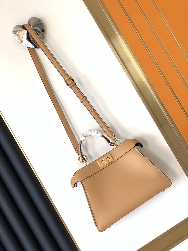 Fendi Peekaboo Beige 33x22x14cm shoulder bag — 1:1 Replica