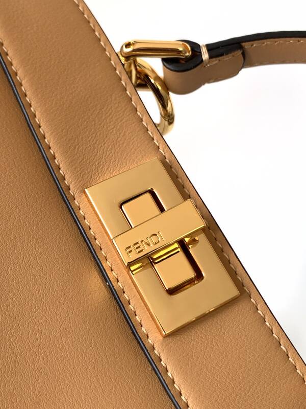 Fendi Peekaboo Beige 33x22x14cm shoulder bag — 1:1 Replica