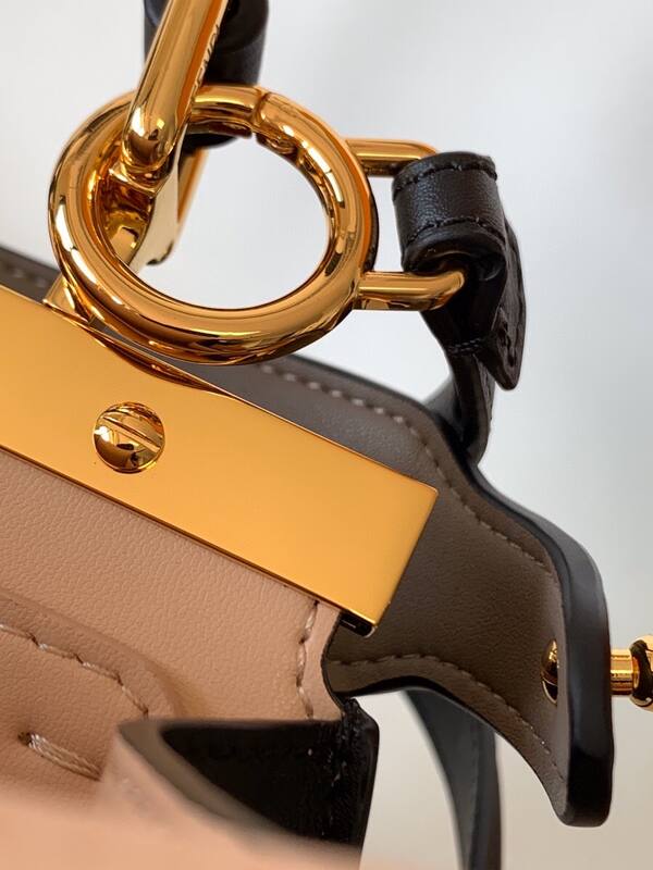 Fendi Peekaboo Black 33x22x14cm shoulder bag — Top Quality Replica