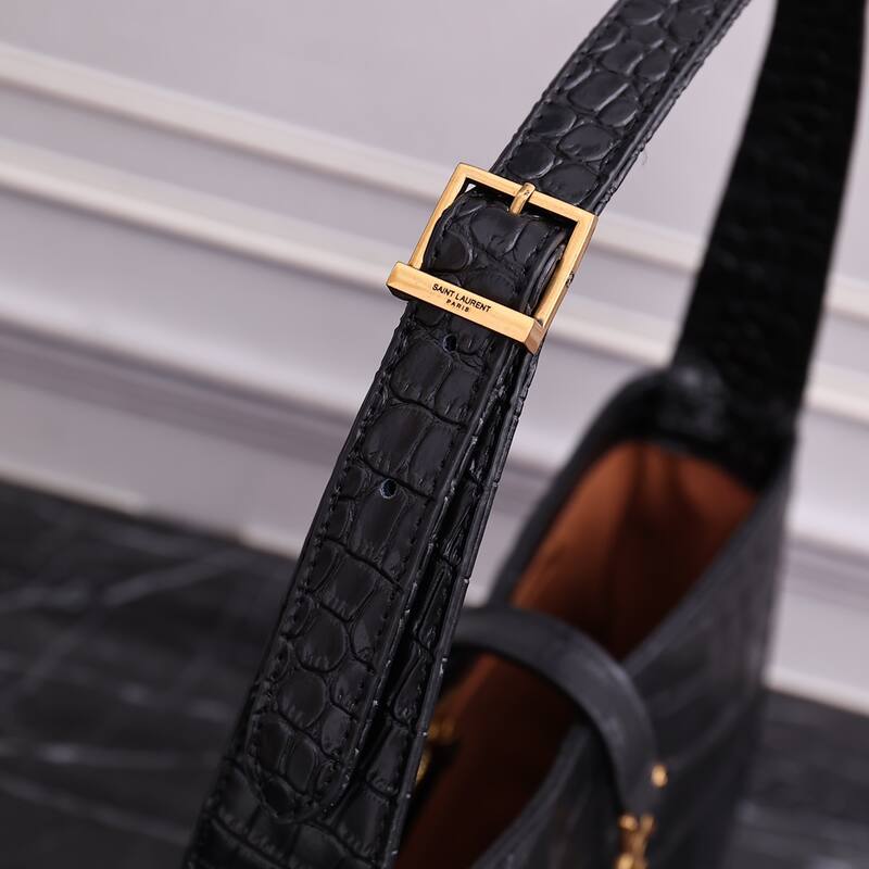 Saint Laurent Le 5 7 Black crocodile-embossed leather 23x16x6 shoulder — AAA Quality Replica