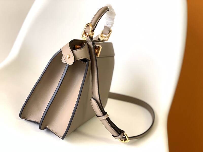 Fendi Peekaboo 33x22x14cm shoulder bag — AAA Quality Replica