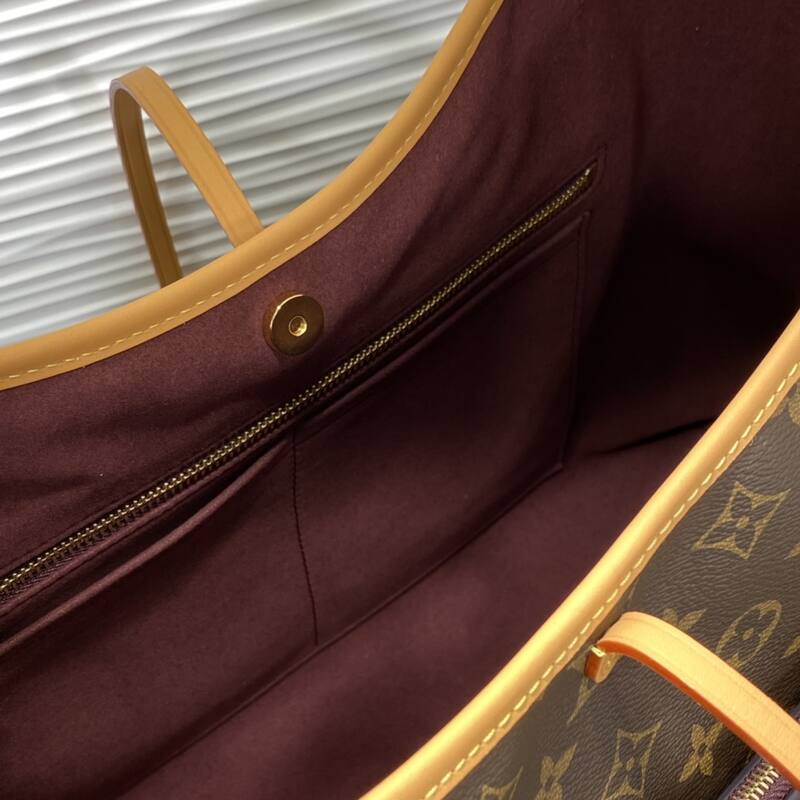 Louis Vuitton M46197 Monogram shoulder — AAA Quality Replica