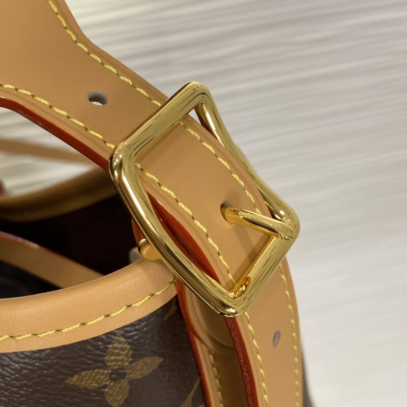 Louis Vuitton M46203 Monogram everyday — 1:1 Replica