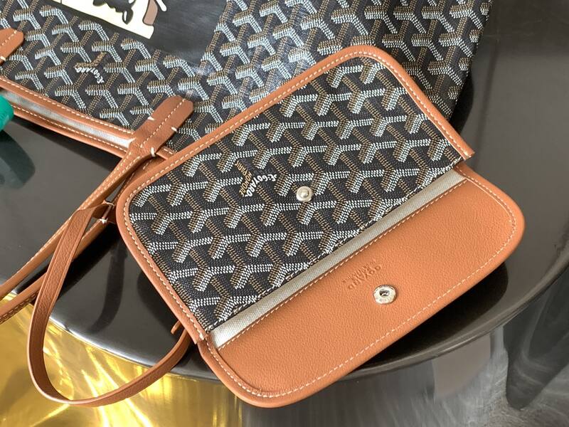Goyard Black shoulder bag — AAA Quality Replica