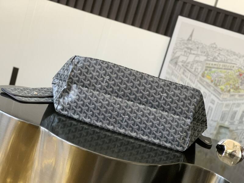 Goyard Grey shoulder bag — AAA Quality Replica