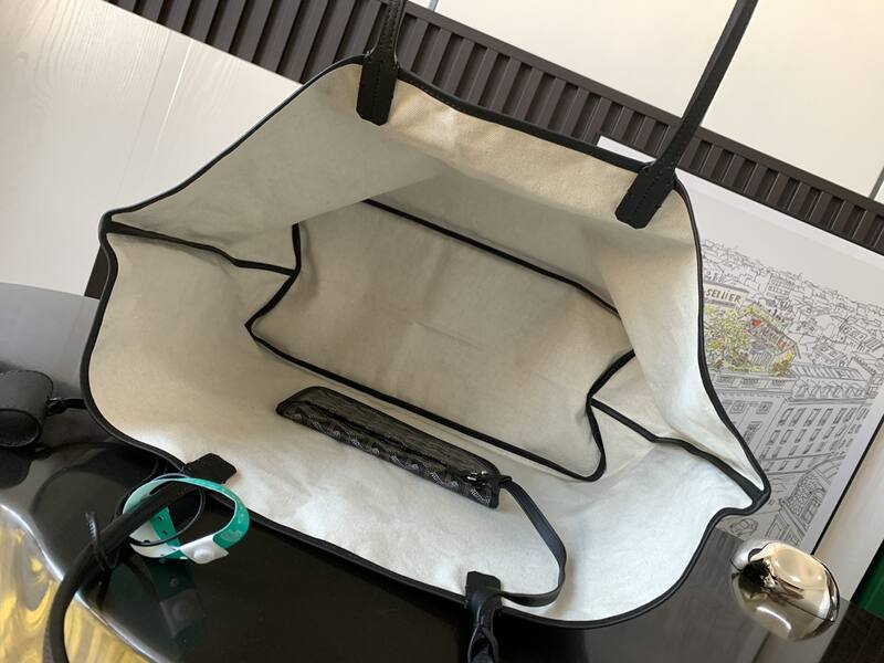 Goyard Black shoulder bag — Top Quality Replica