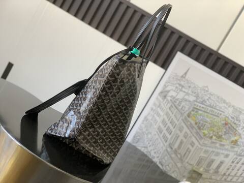 Goyard Black shoulder bag Top Quality Replica
