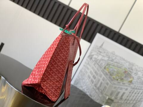 Goyard Red shoulder bag AAA Quality Replica