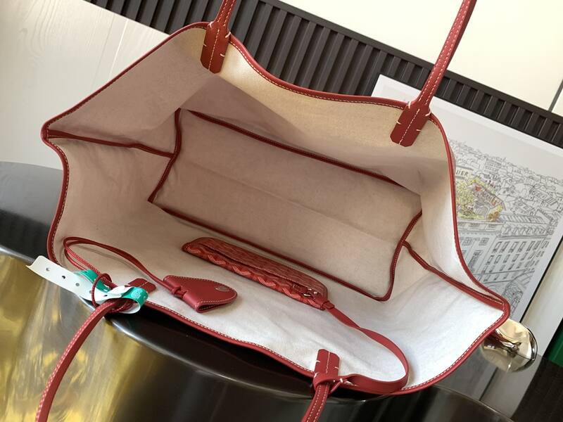 Goyard Red shoulder bag — AAA Quality Replica
