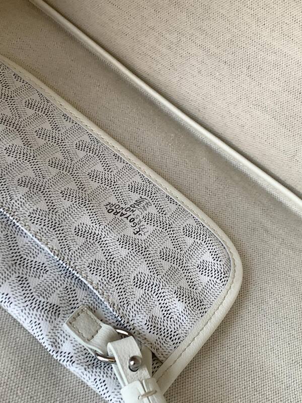 Goyard White shoulder bag — Top Quality Replica
