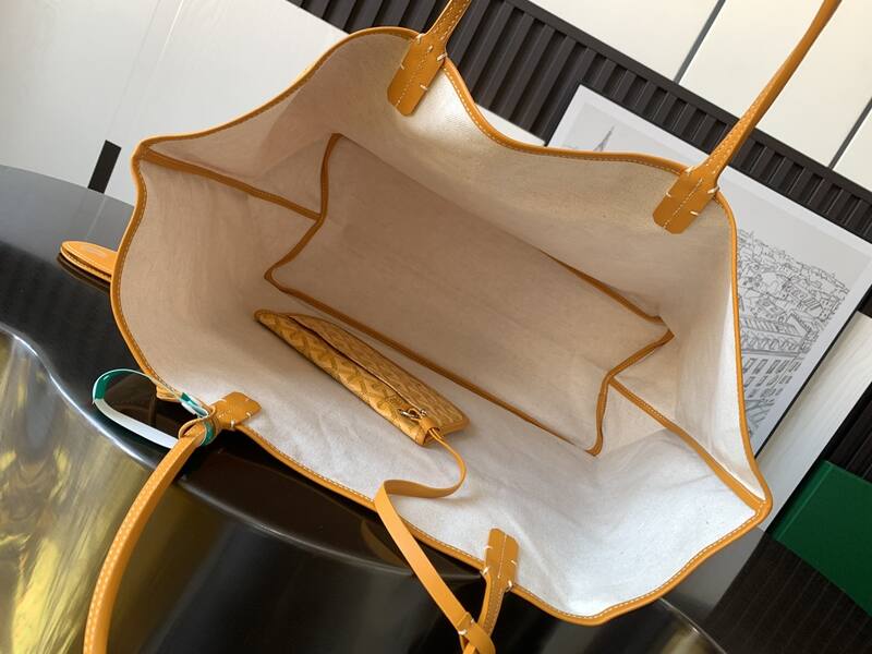 Goyard shoulder bag — Premium Replica