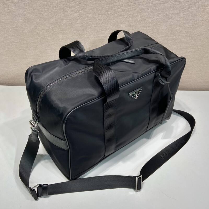 Prada Black shoulder bag — 1:1 Replica