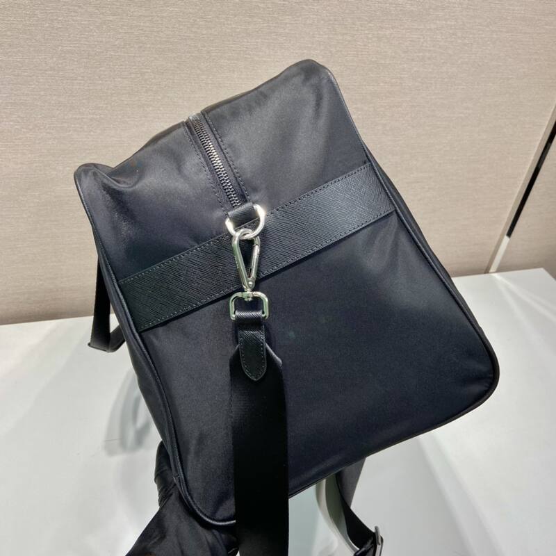 Prada Black shoulder bag — 1:1 Replica