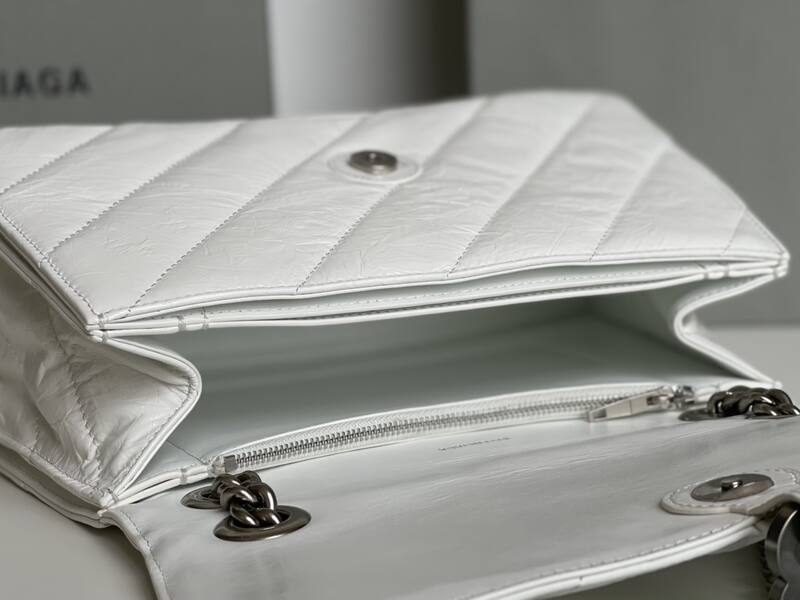 Balenciaga White 30x22x12cm shoulder bag — AAA Quality Replica