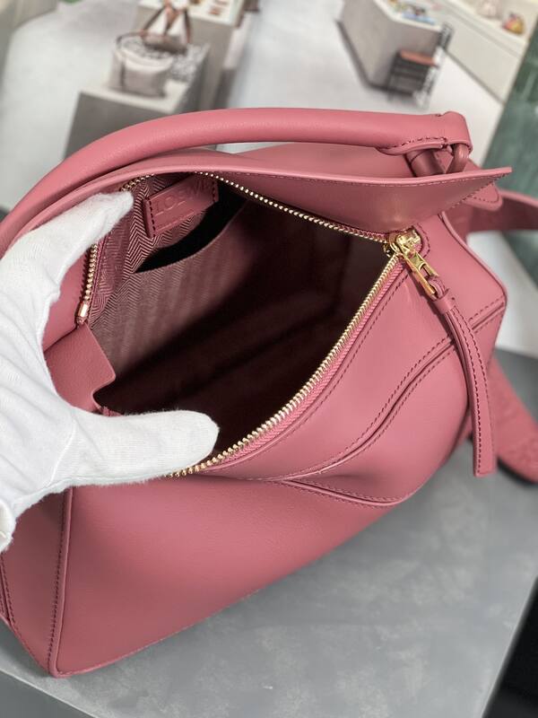 Loewe Pink 25x18x10cm shoulder bag — AAA Quality Replica