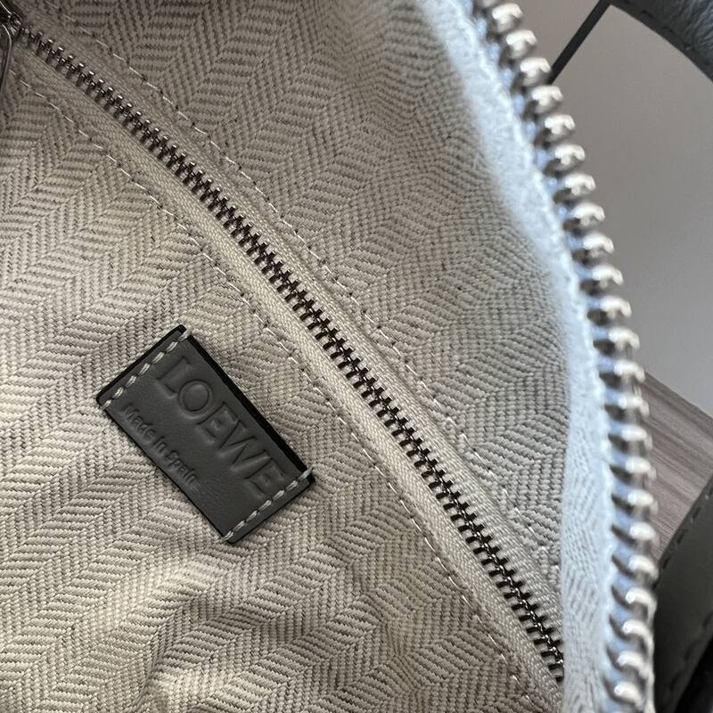 Loewe Grey shoulder bag — 1:1 Replica