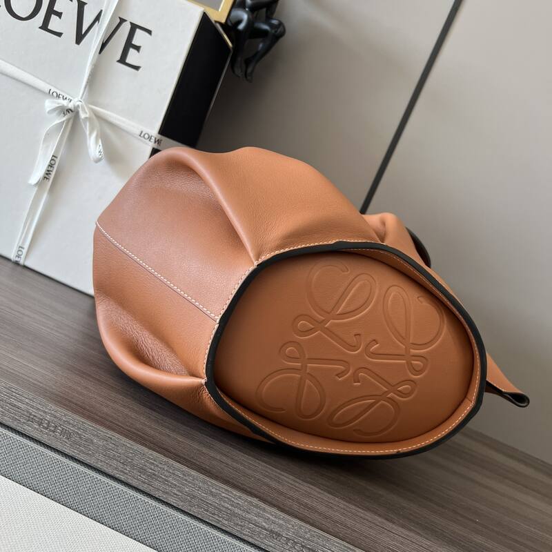 Loewe shoulder bag — Top Quality Replica