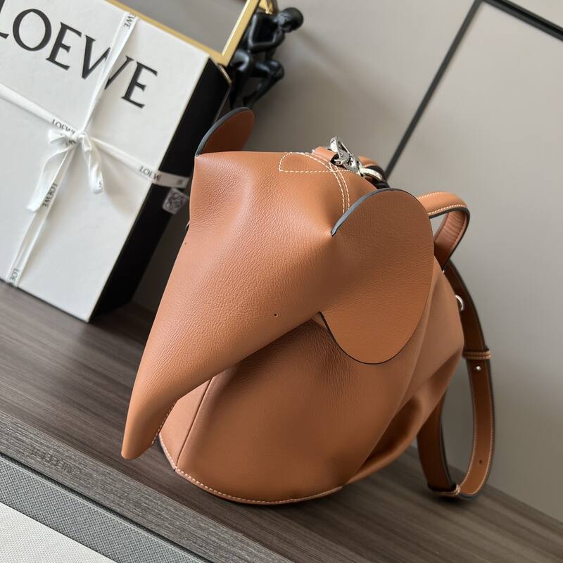 Loewe shoulder bag — Top Quality Replica