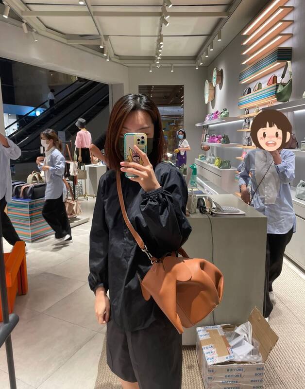 Loewe shoulder bag — Premium Replica