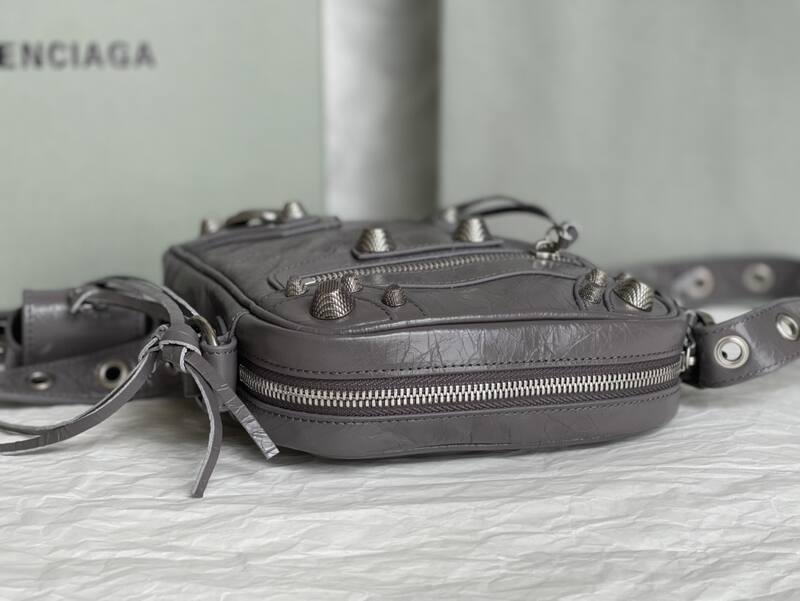 Balenciaga Le Cagole Grey shoulder bag — 1:1 Replica