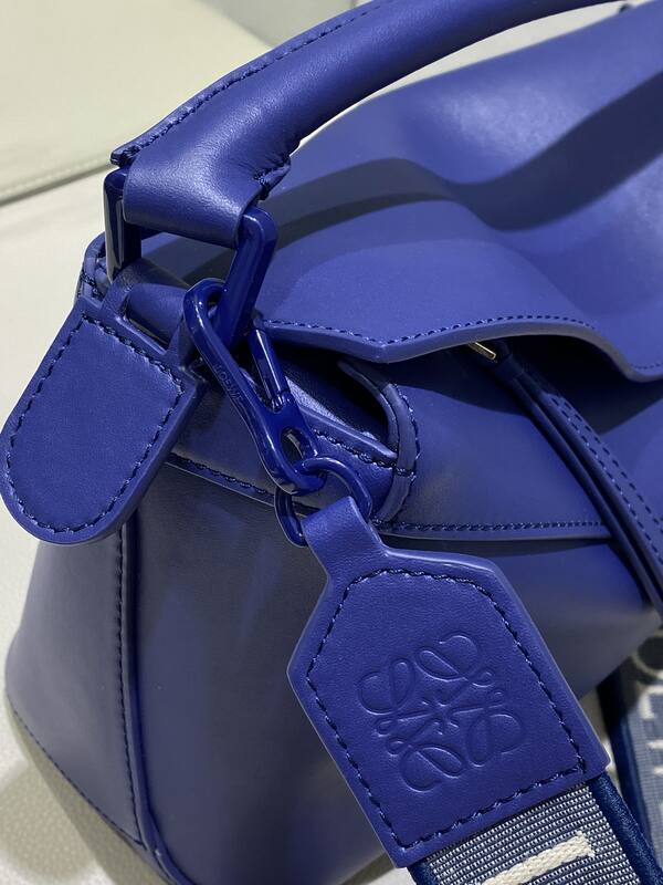 Loewe Blue 25x18x10cm shoulder bag — Premium Replica