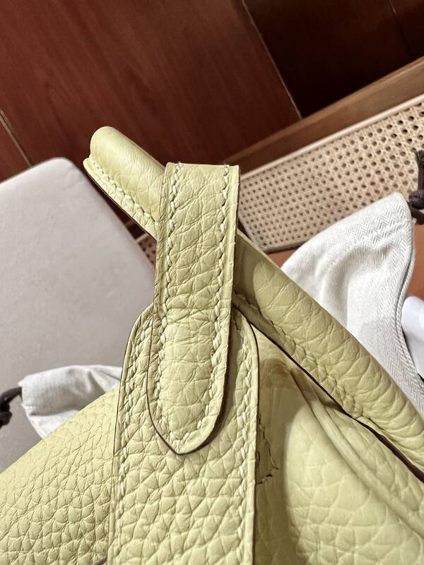 Hermes Lindy Pale Yellow mini crossbody — AAA Quality Replica