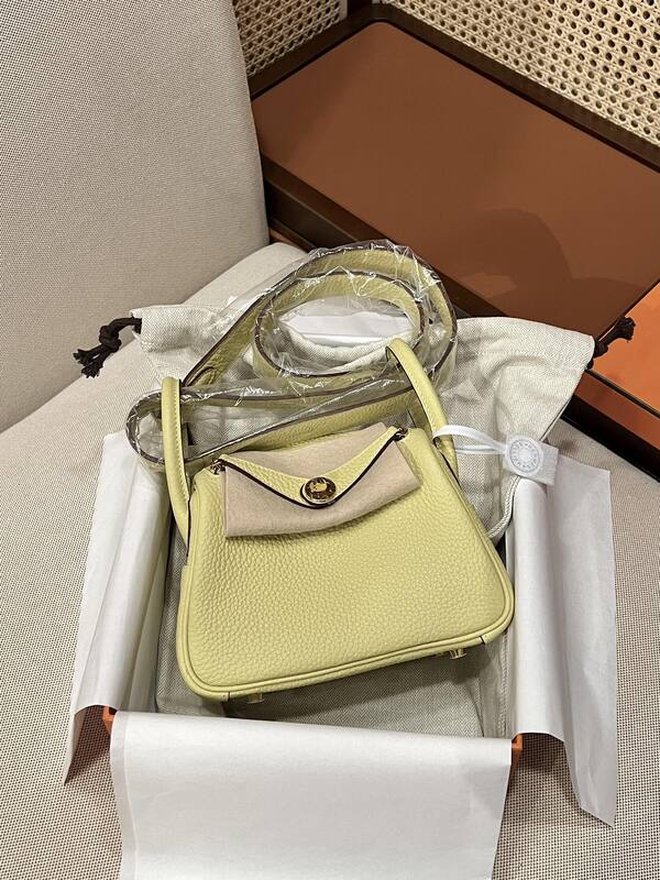 Hermes Lindy Pale Yellow mini crossbody — AAA Quality Replica