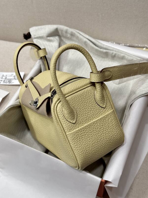Hermes Lindy Pale yellow mini shoulder — Top Quality Replica