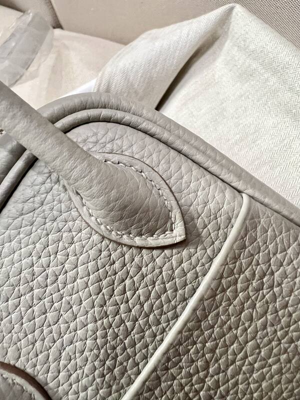 Hermes Lindy Cream mini shoulder — Premium Replica