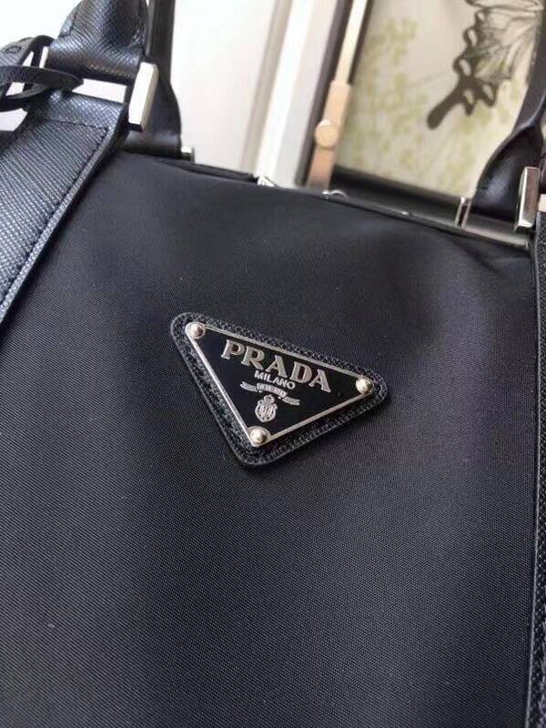 Prada Nylon black with Saffiano leather trim 48x26x16cm travel — Top Quality Replica
