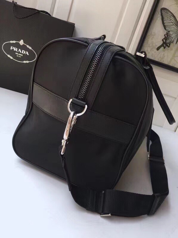 Prada Nylon black with Saffiano leather trim 48x26x16cm travel — Top Quality Replica