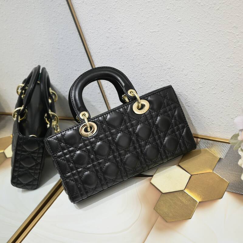 Dior Lady D-Joy Black 26 6 shoulder — 1:1 Replica