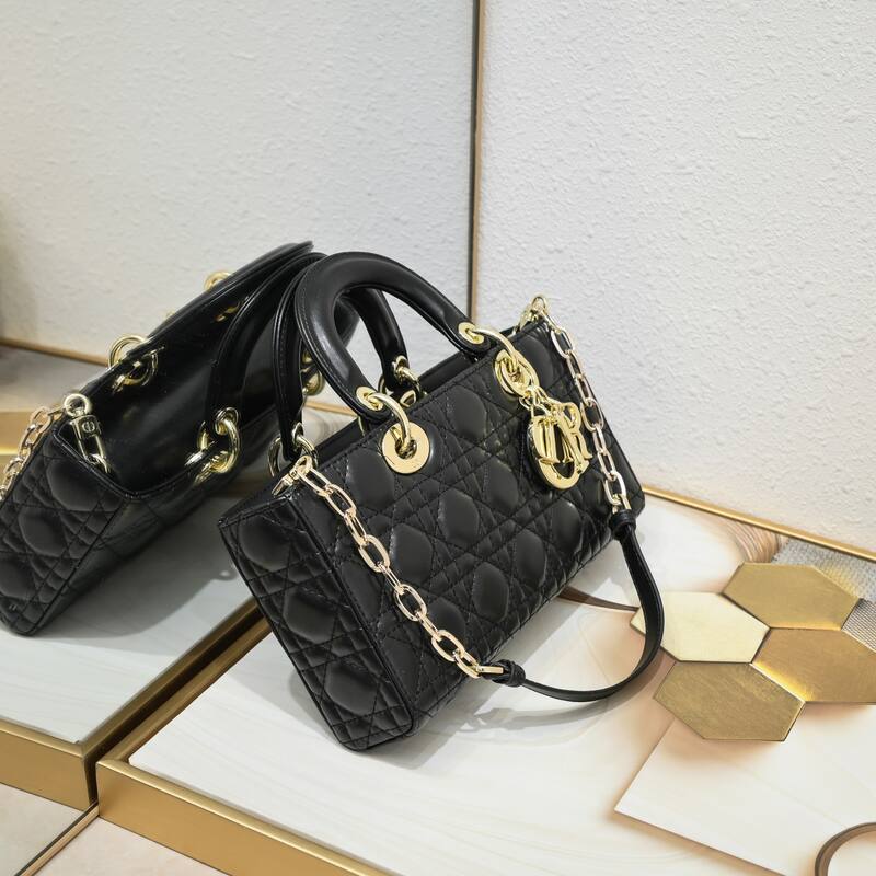 Dior Lady D-Joy Black 26 6 shoulder — 1:1 Replica