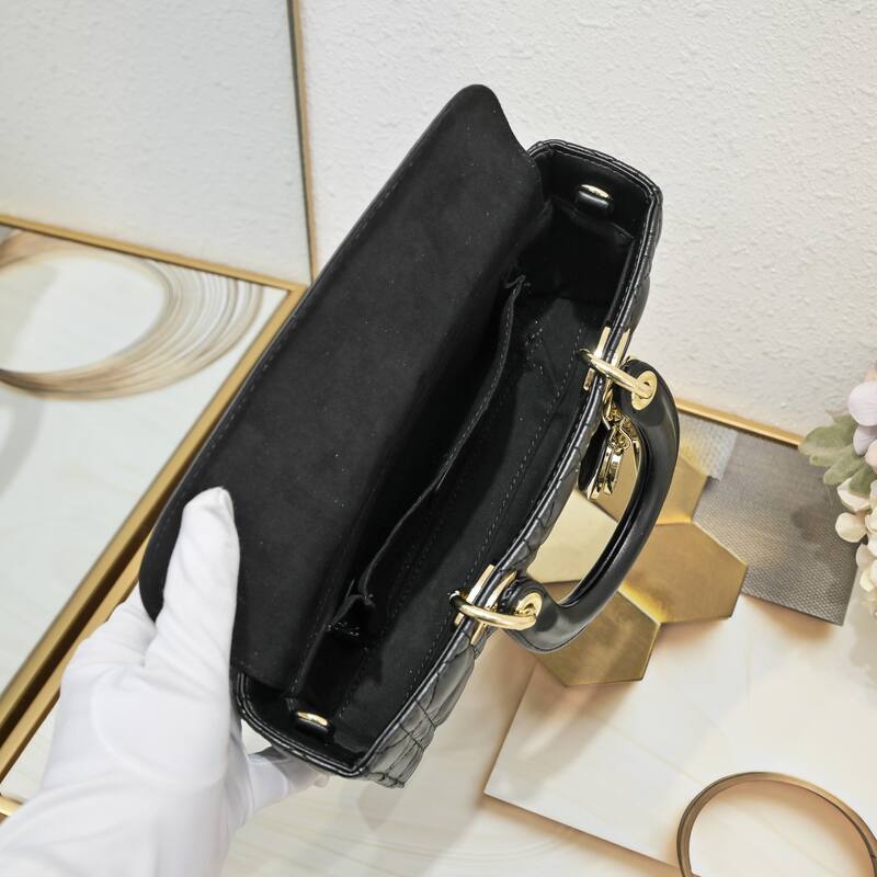 Dior Lady D-Joy Black 26 6 shoulder — 1:1 Replica