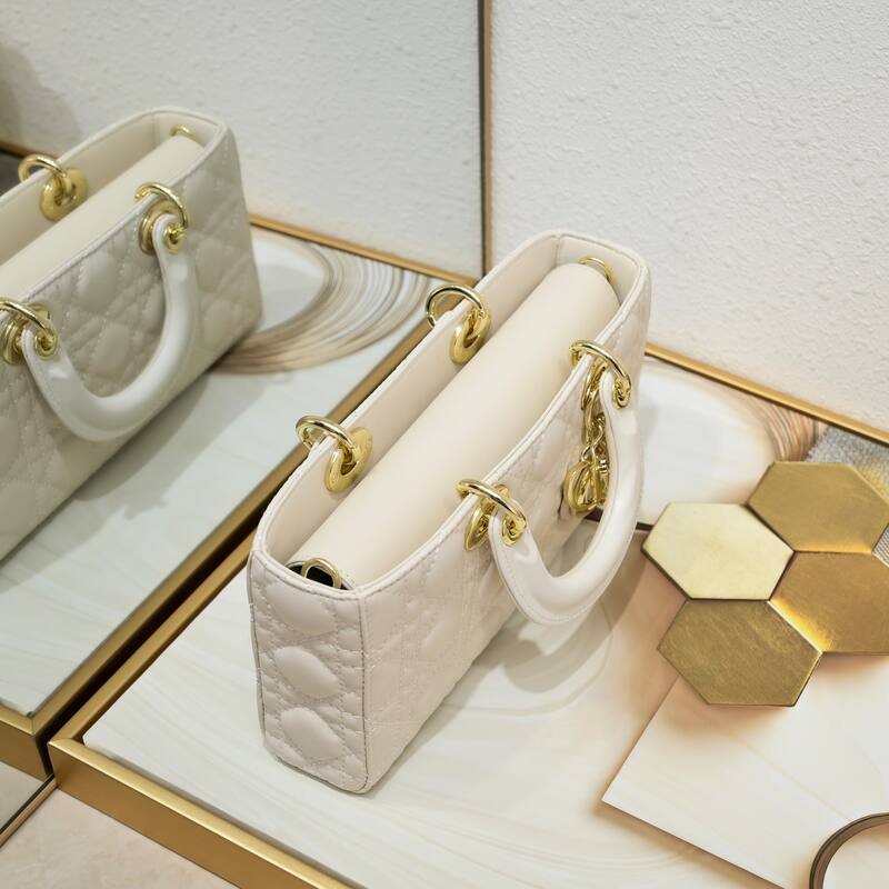 Dior Lady D-Joy White 26 6 shoulder — Premium Replica