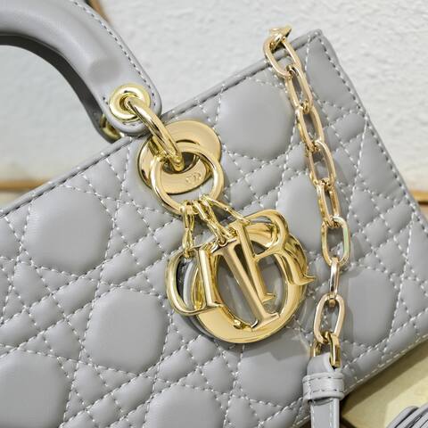 Dior Lady D-Joy Gray 26 6 14cm shoulder 1 1 Replica