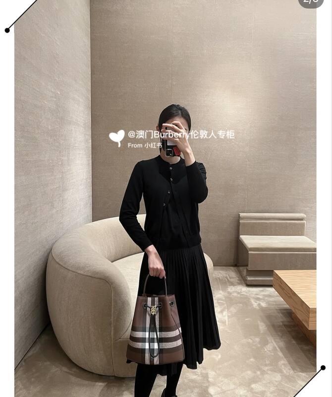 Burberry Brown 25x18x10cm shoulder bag — Top Quality Replica