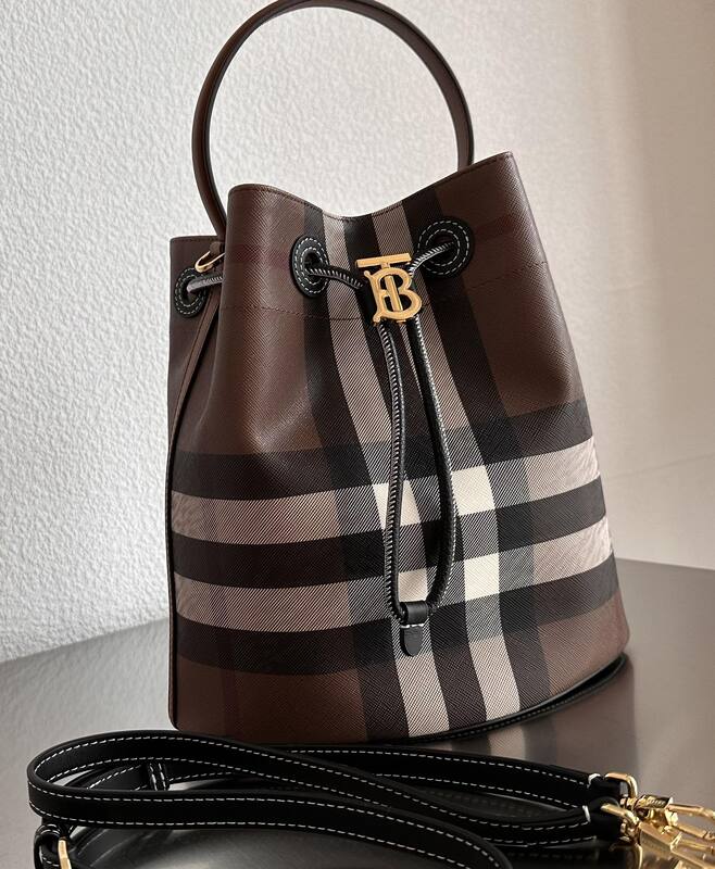 Burberry Brown 25x18x10cm shoulder bag — AAA Quality Replica