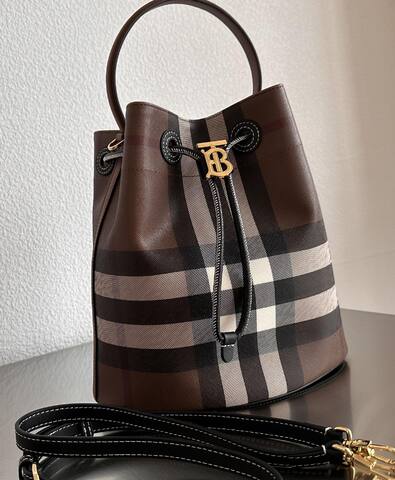 Burberry Brown 25x18x10cm shoulder bag AAA Quality Replica