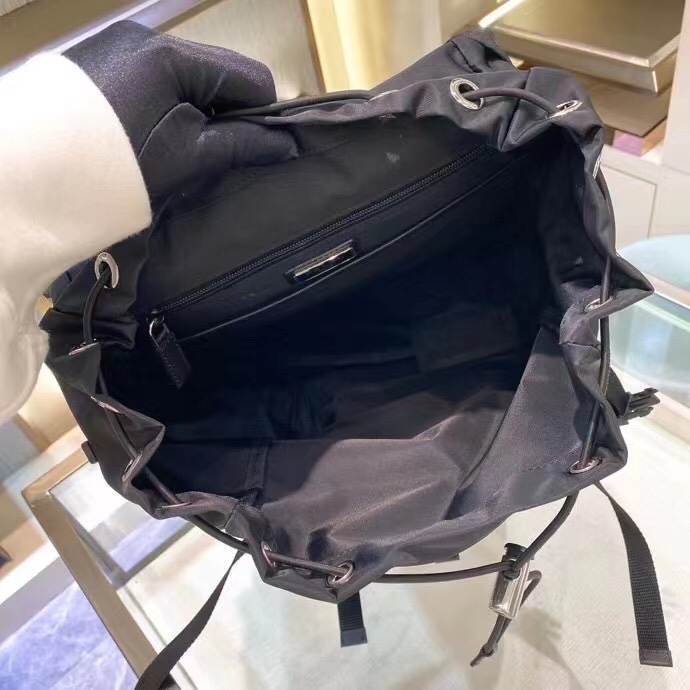 Prada Black shoulder bag — AAA Quality Replica