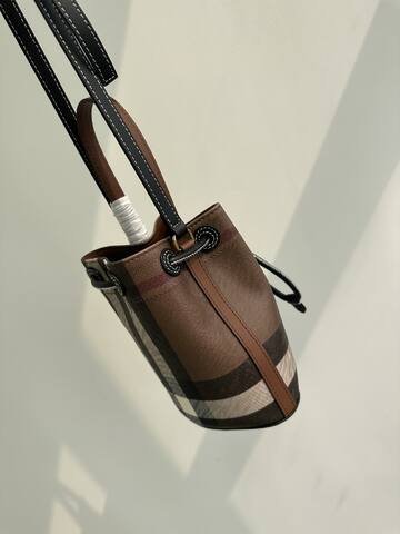 Burberry Brown 18x12cm shoulder bag Premium Replica
