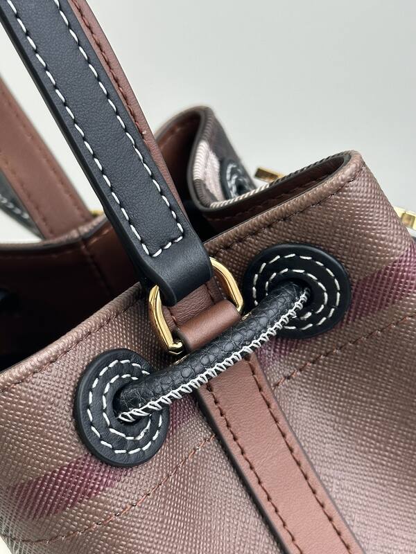 Burberry Brown shoulder bag — 1:1 Replica