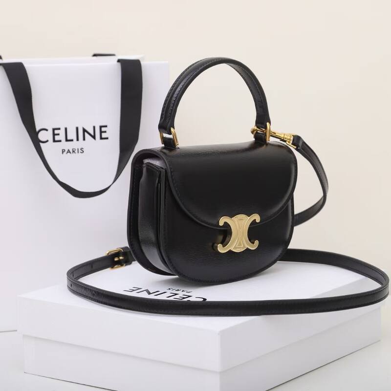 Celine Triomphe shoulder bag — Premium Replica