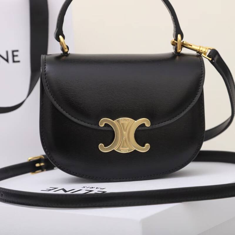 Celine Triomphe shoulder bag — Premium Replica